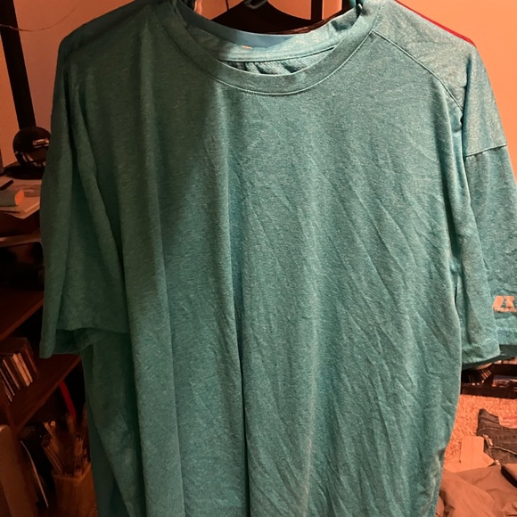 Active wear t-shirts. Great condition - Picture 11 of 16